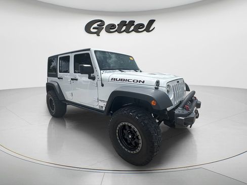 Used 2016 Jeep Wrangler Unlimited Rubicon AWD/4WD image 3