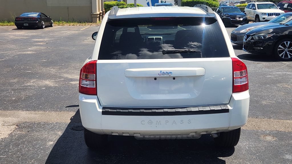 Used 2008 Jeep Compass Sport FWD image 5