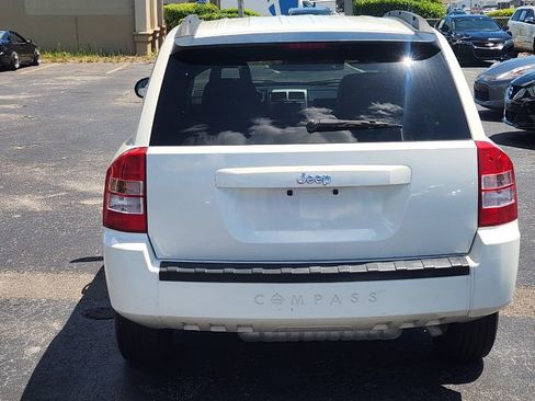 Used 2008 Jeep Compass Sport FWD image 5
