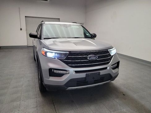 Used 2020 Ford Explorer XLT w/ Equipment Group 202A RWD image 14
