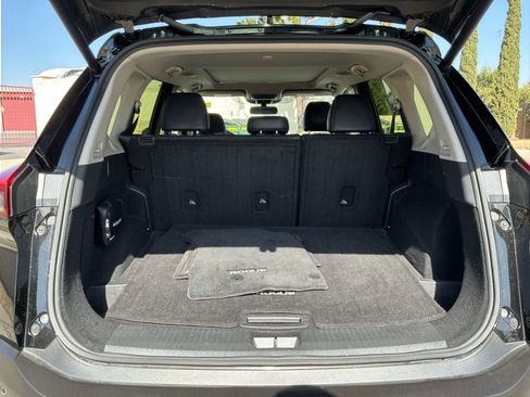 Used 2023 Nissan Rogue SV w/ SV Premium B Package FWD image 24