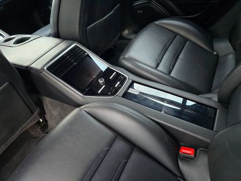Used 2018 Porsche Panamera 4S AWD/4WD image 17