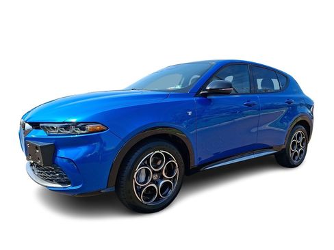 Used 2024 Alfa Romeo Tonale Ti w/ Premium Interior Package AWD/4WD image 2