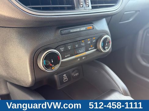 Used 2025 Ford Escape Active AWD/4WD image 15