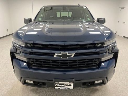 Used 2022 Chevrolet Silverado 1500 RST image 3