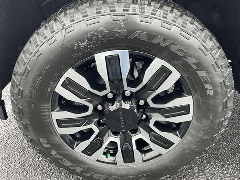 New 2026 GMC Sierra 2500 Denali Ultimate image 6