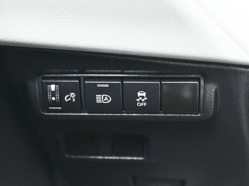 Used 2026 Toyota Corolla Cross L FWD image 16