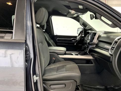Used 2019 RAM 1500 Big Horn RWD image 9
