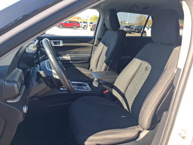 Used 2020 Ford Explorer XLT AWD/4WD image 13