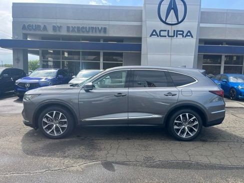 Certified 2022 Acura MDX SH-AWD w/ Technology Package image 2