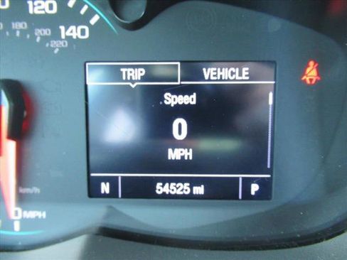 Used 2019 Chevrolet Trax LT w/ LT Convenience Package image 29