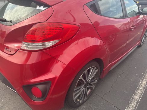Used 2017 Hyundai Veloster Turbo FWD image 4