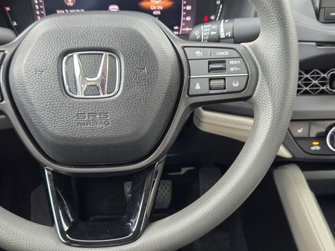 Certified 2025 Honda Accord SE image 21
