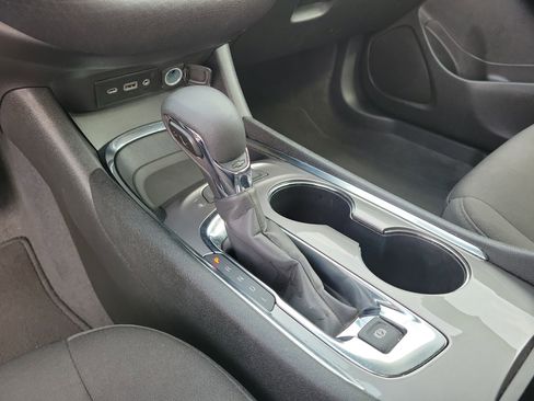 Used 2024 Chevrolet Malibu LT FWD image 22