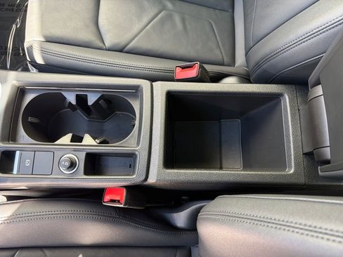 Used 2023 Audi Q3 2.0T Premium image 23