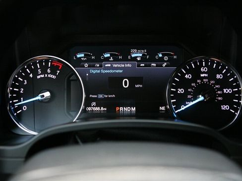 Used 2019 Ford Expedition Limited w/ Equipment Group 303A AWD/4WD image 33