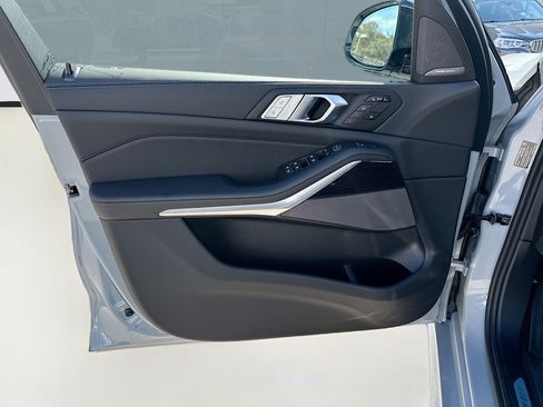 New 2026 BMW X7 xDrive40i w/ M Sport Package image 24