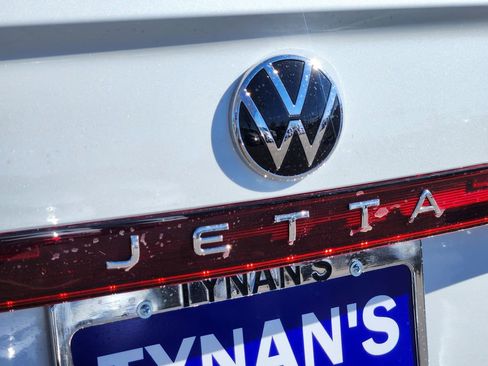 New 2026 Volkswagen Jetta SE image 12