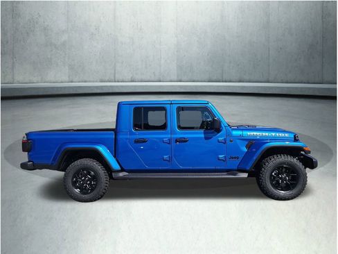 New 2025 Jeep Gladiator Sport image 6