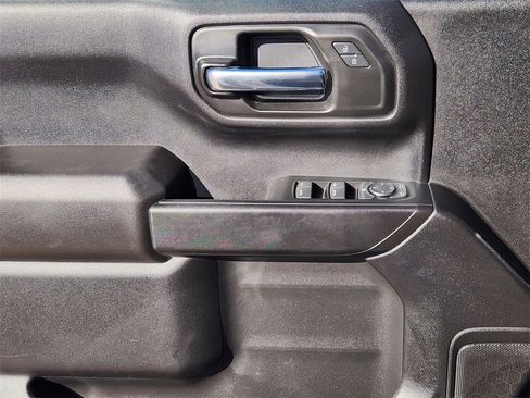 Used 2024 Chevrolet Silverado 1500 Custom image 24