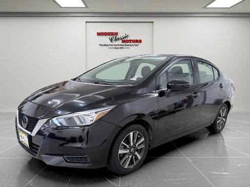 Used 2021 Nissan Versa SV FWD image 3