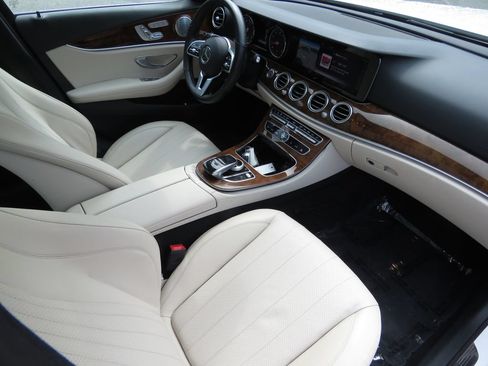 Used 2019 Mercedes-Benz E 450 4MATIC Sedan image 14