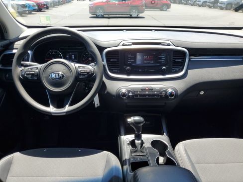 Used 2016 Kia Sorento AWD image 23