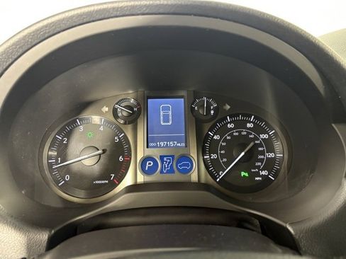 Used 2011 Lexus GX 460 image 7