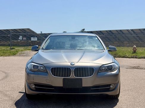 Used 2013 BMW 535i xDrive Sedan AWD/4WD image 8