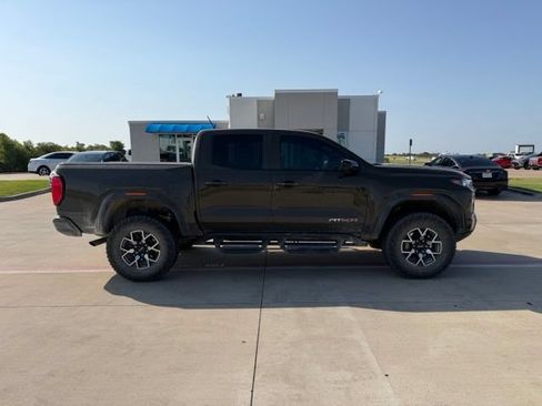 Used 2024 GMC Canyon AT4X AWD/4WD image 2