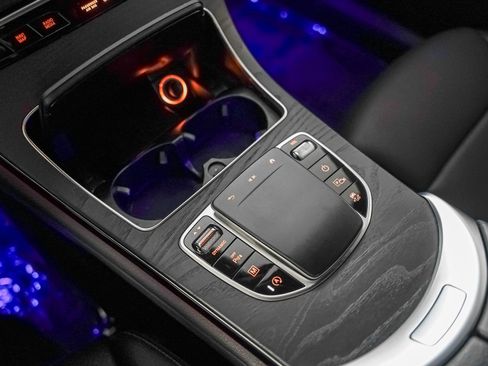 Certified 2021 Mercedes-Benz GLC 300 image 19