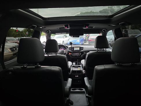 Used 2020 Honda Pilot Black Edition image 25