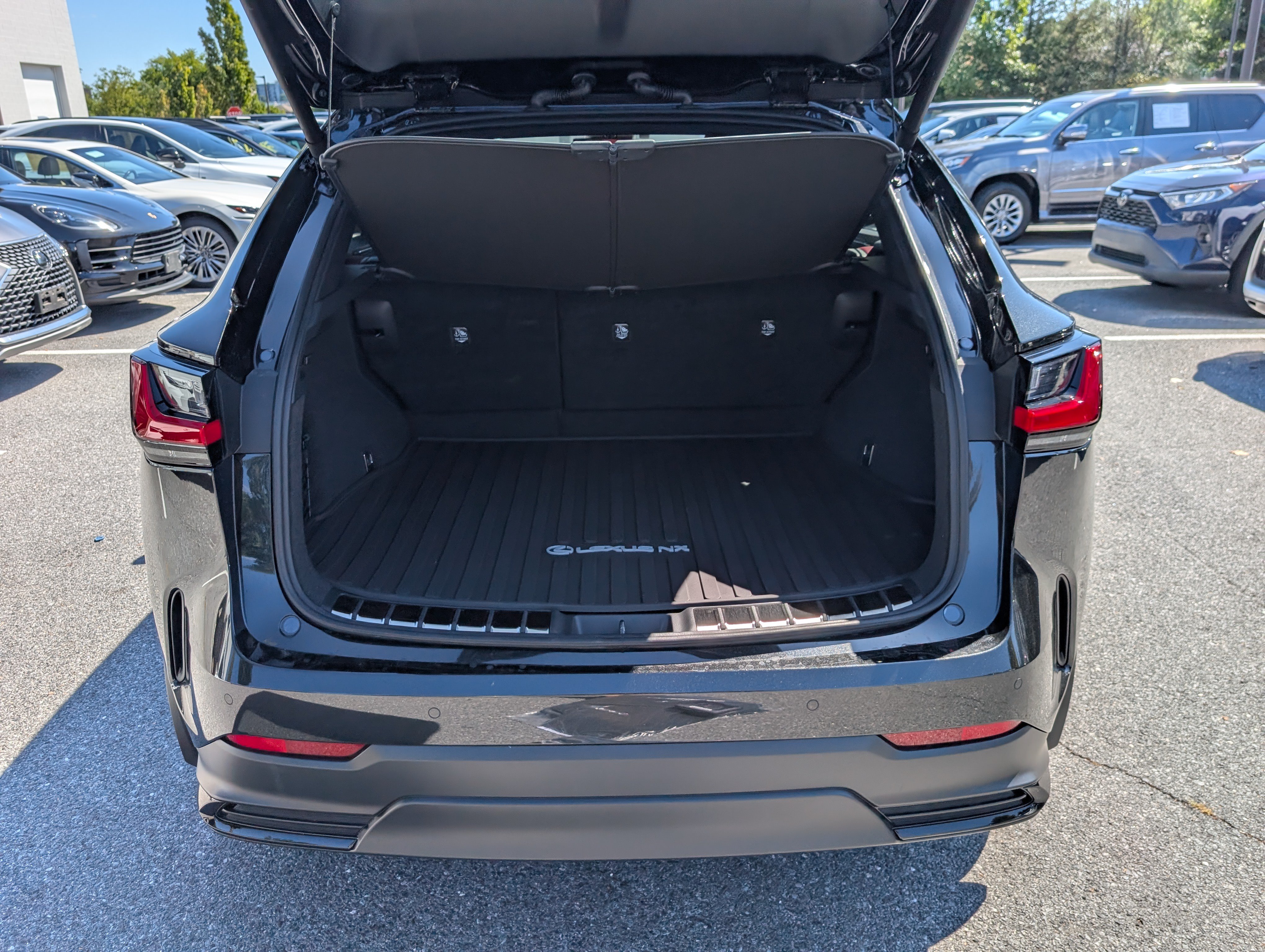 New 2026 Lexus NX 350 AWD w/ Accessory Package (2T) image 9