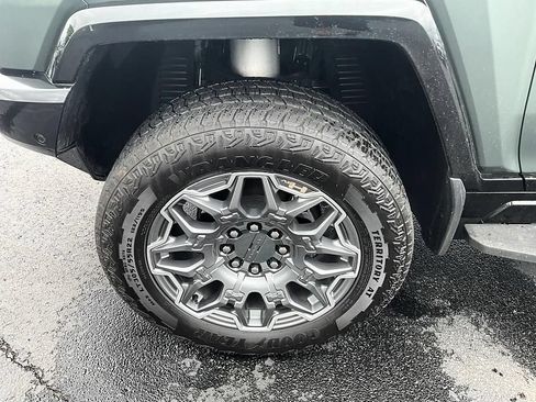 Used 2024 GMC Hummer EV 3X AWD/4WD image 14