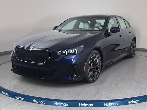 New 2027 BMW 540i xDrive AWD/4WD image 1