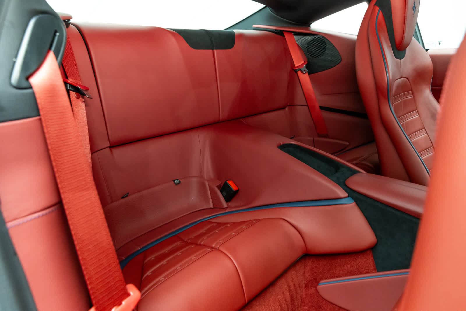 Used 2021 Ferrari Roma RWD image 14