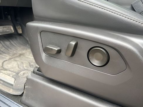 Used 2024 GMC Sierra 1500 SLT w/ SLT Premium Package image 12