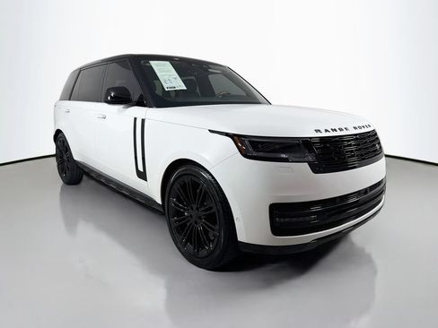 Used 2024 Land Rover Range Rover Long Wheelbase SE AWD/4WD image 3