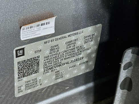 Used 2020 Chevrolet Traverse LT w/ LPO, Blackout Package image 34