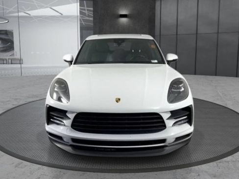 Used 2019 Porsche Macan AWD/4WD image 2