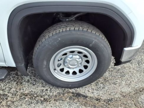Used 2024 GMC Sierra 1500 Pro w/ Pro Value Package AWD/4WD image 44