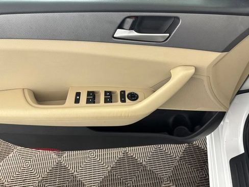 Used 2019 Hyundai Sonata SE FWD image 22