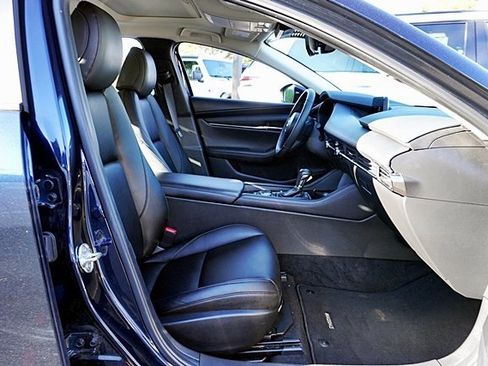 Used 2025 MAZDA MAZDA3 s image 11