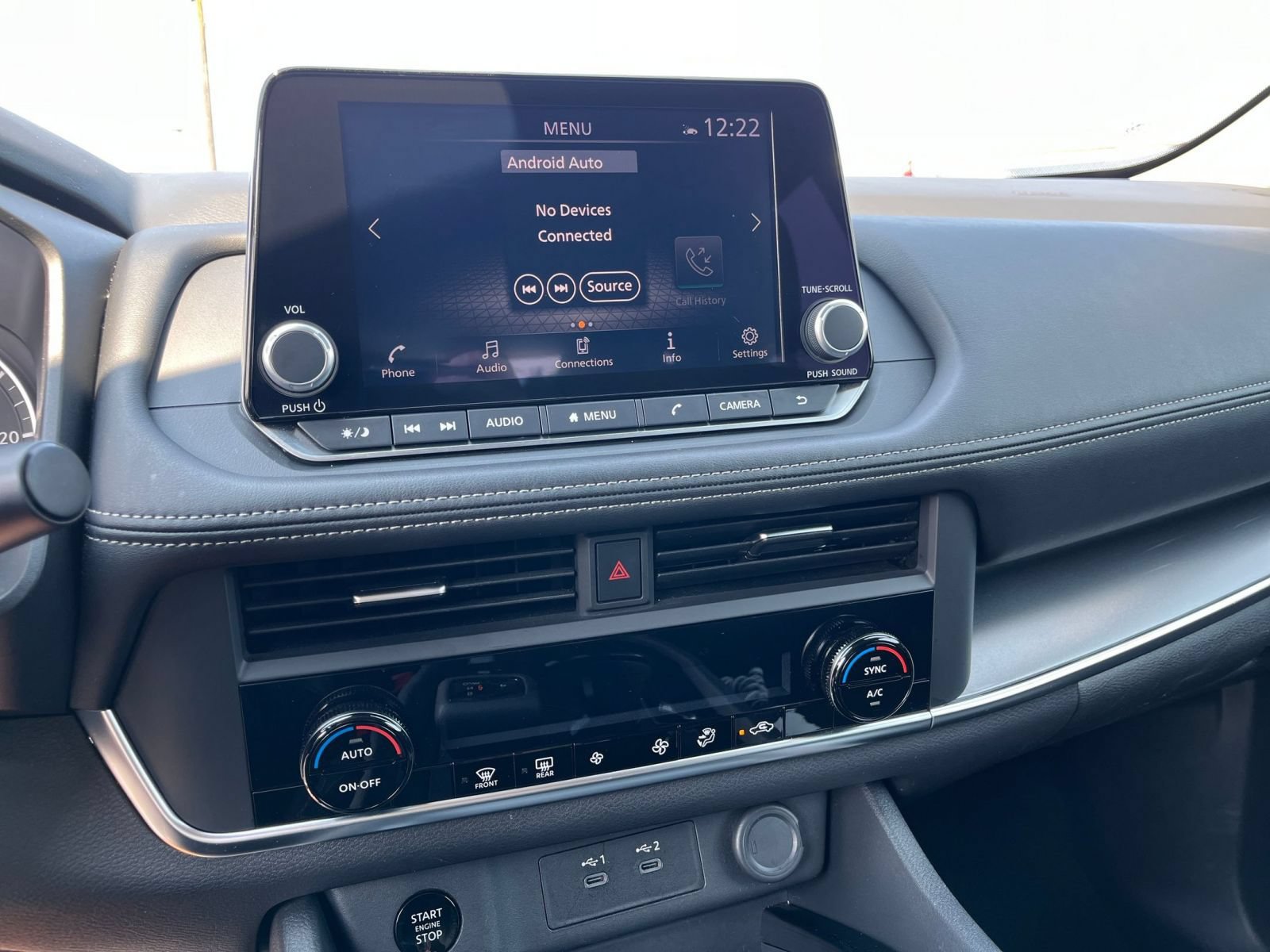 Used 2025 Nissan Rogue SV FWD image 19