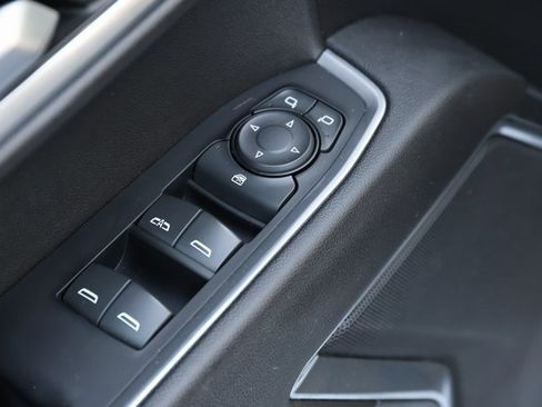 Used 2022 Chevrolet Silverado 1500 LT w/ Protection Package image 16