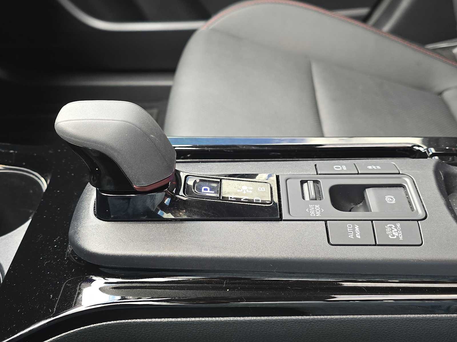Certified 2024 Toyota Prius Prime FWD image 57