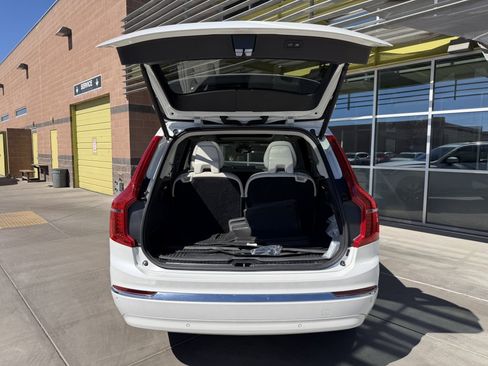 Used 2024 Volvo XC90 B6 Plus w/ Protection Package AWD/4WD image 39
