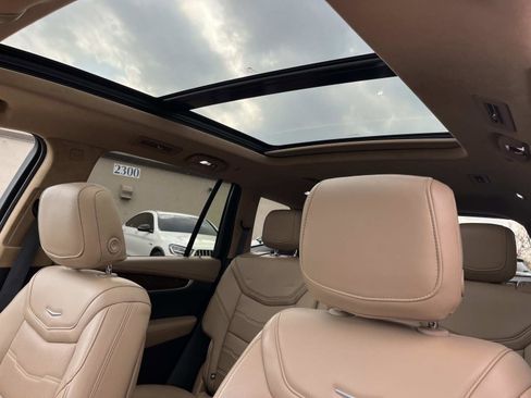 Used 2022 Cadillac XT6 Sport w/ Platinum Package image 24