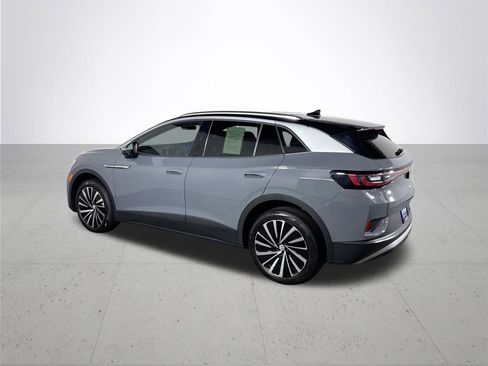 Certified 2023 Volkswagen ID.4 Pro S Plus AWD/4WD image 8