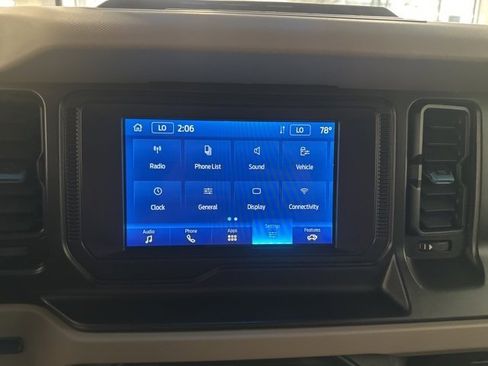 Used 2022 Ford Bronco Wildtrak image 27